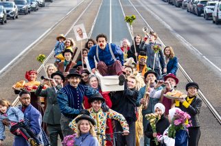 De Stoet / The Procession